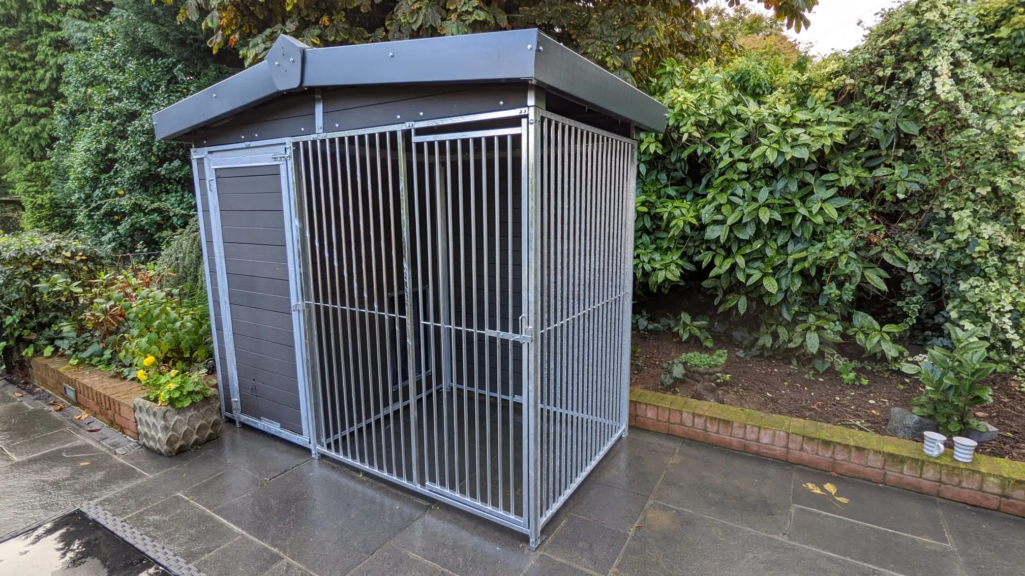 Benchmark Dog Kennel with Apex Roof - Single 8 x 4ft, Eco Thermal Range