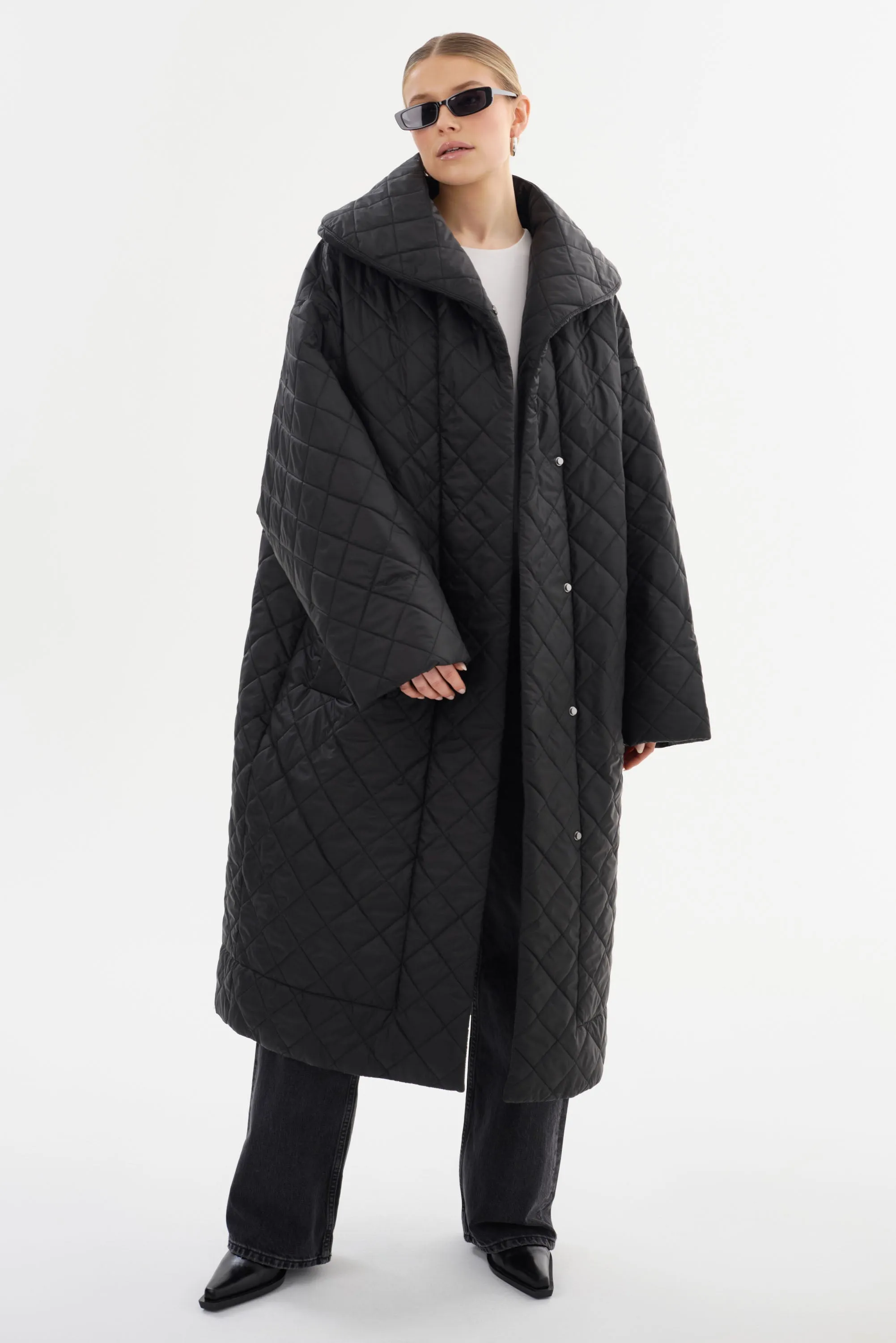 Hendrika Coat | Black