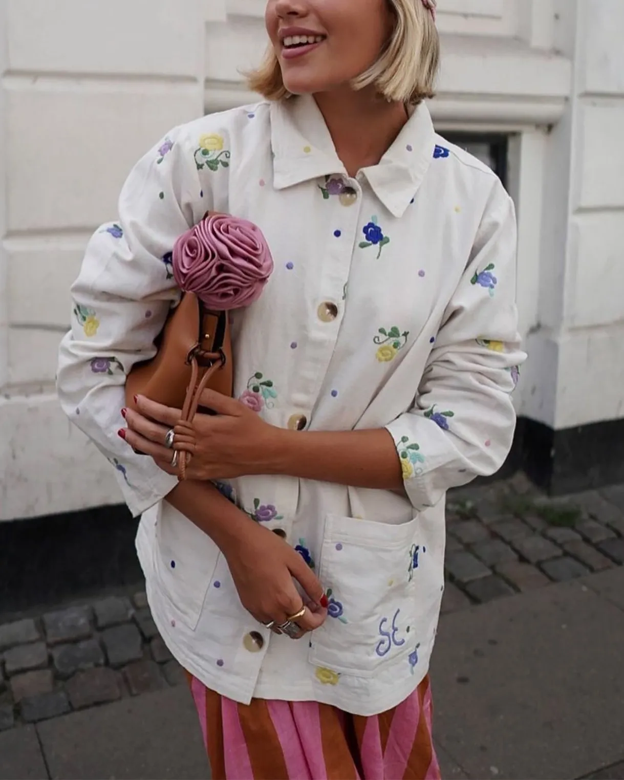 ORGANIC COTTON EMBROIDERED JACKET IN WHITE FLOWERS